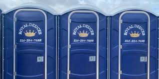 Best Portable Shower Rental  in Milton, LA